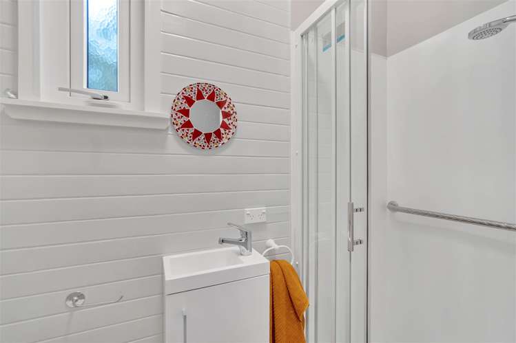 166 Weston Road Saint Albans_13