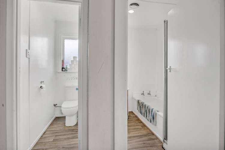 133 Brecon Road Stratford_8