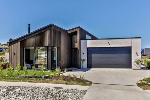 Sophisticated Wanaka Living