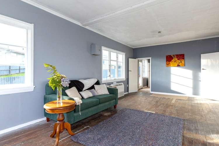 28 Luxmoore Road Waimataitai_3