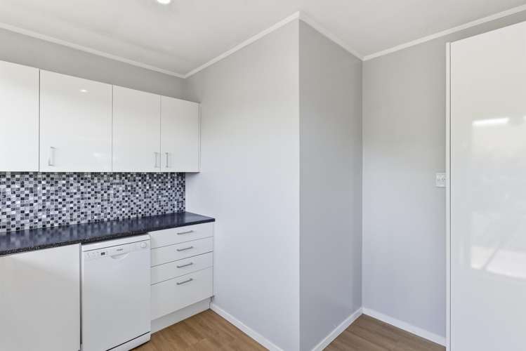 71B Raumati Road Raumati Beach_11