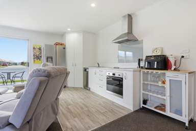 42 Arrow Close_4