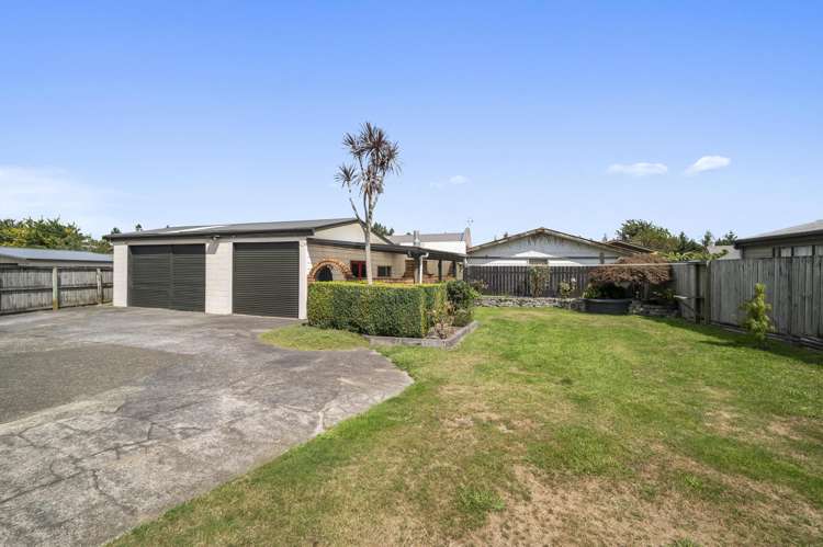 7 Adam Place Mangakakahi_2