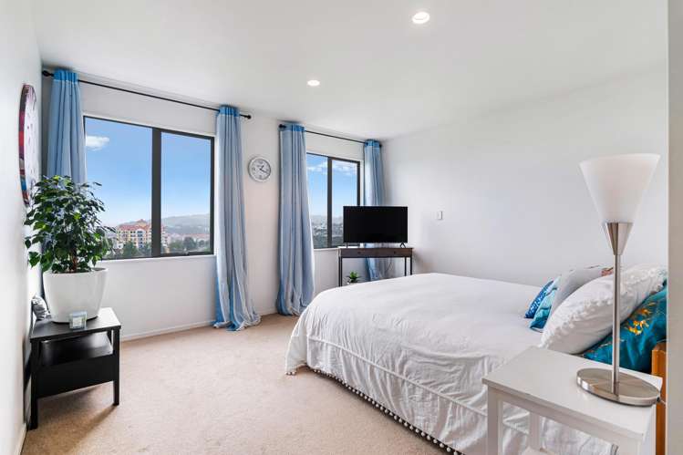 258 Alec Craig Way Gulf Harbour_20