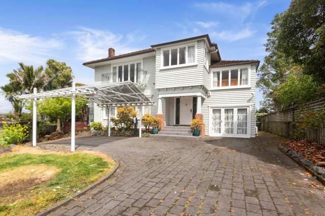 Spacious Family Home In Top School Zone