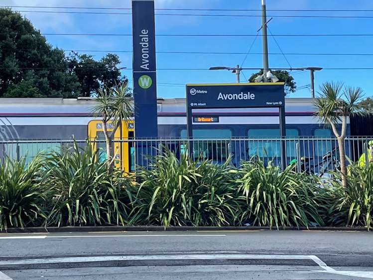 14 Whakawhiti Loop Avondale_13