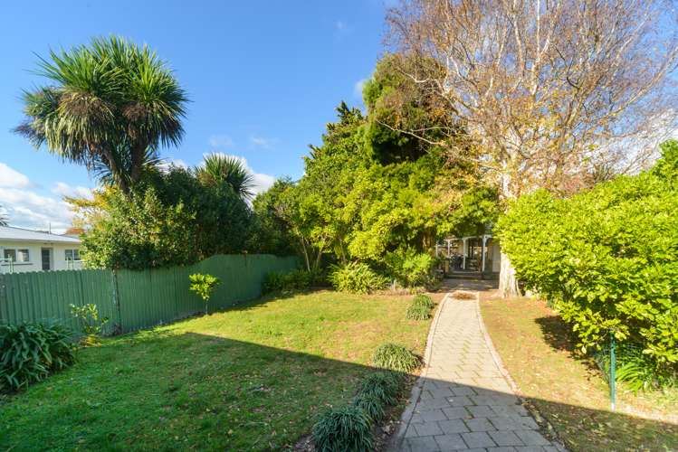 14a York Place Awapuni_25