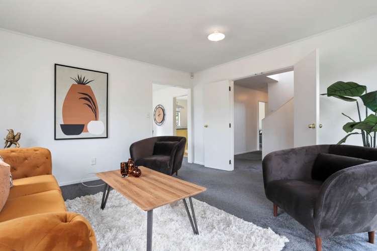 4265 Great North Road Glendene_29