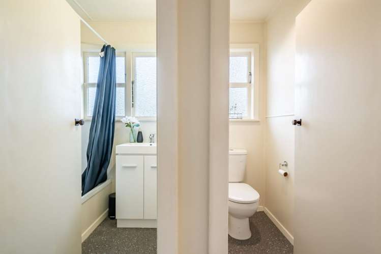 10 James Grove Stokes Valley_12