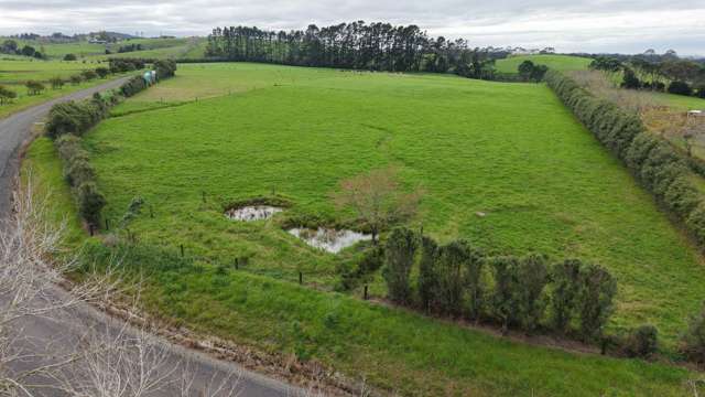 3.19ha Volcanic Flat Bare Land
