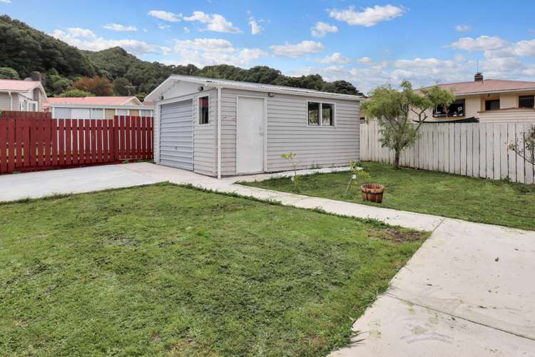 24 Kairanga Crescent Wainuiomata_10