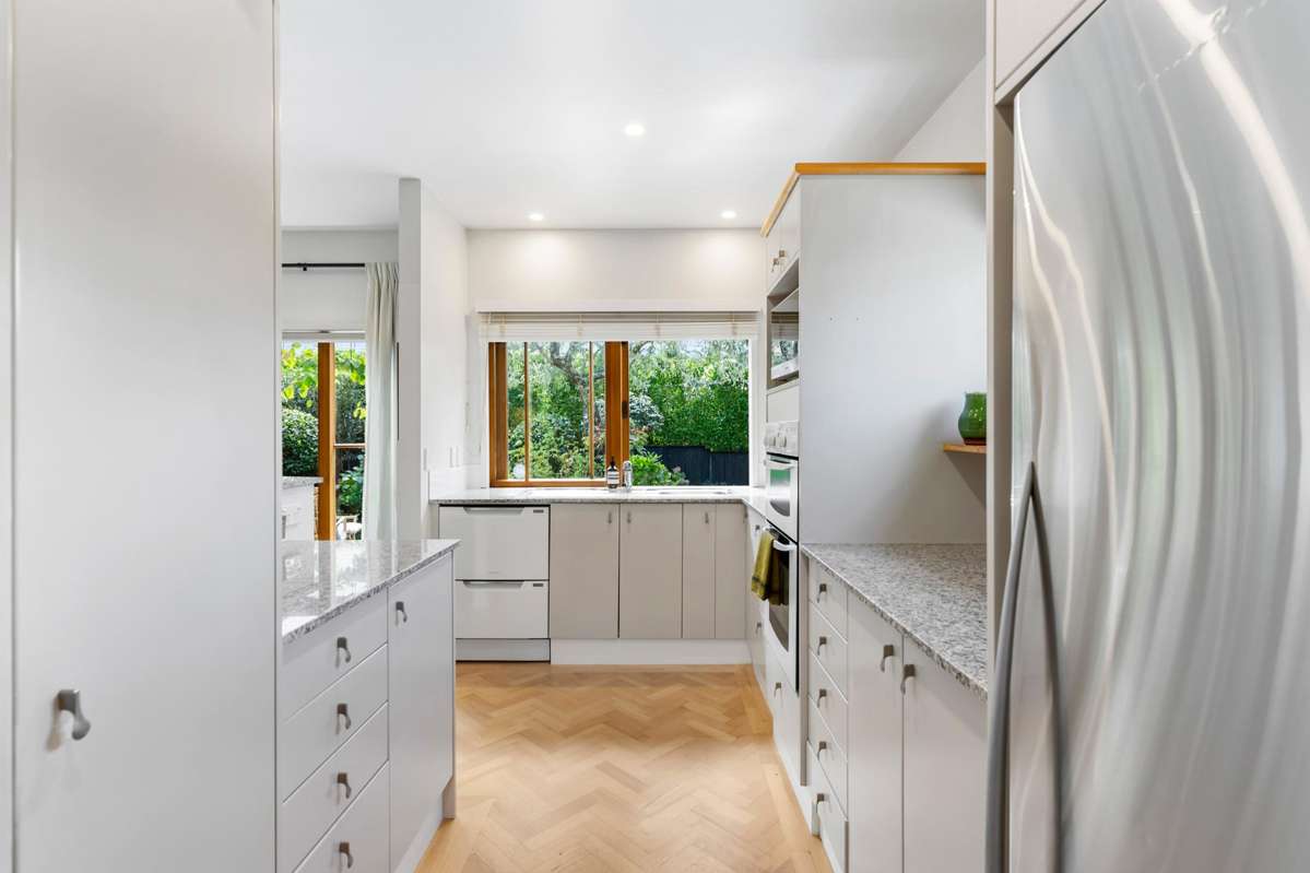 1/84 Gladstone Road_5