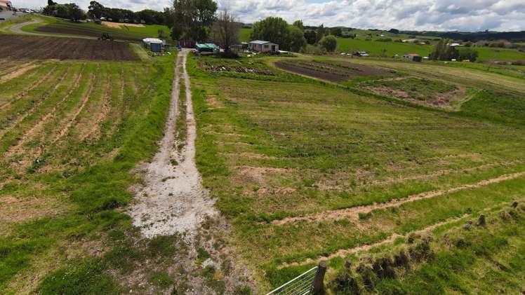 23 Church Road Matakohe_12