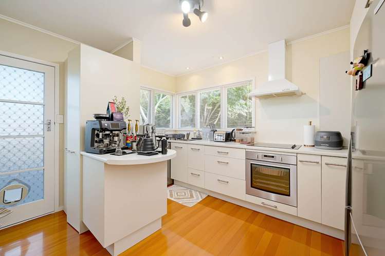 2/5 Evelyn Place Hillcrest_6