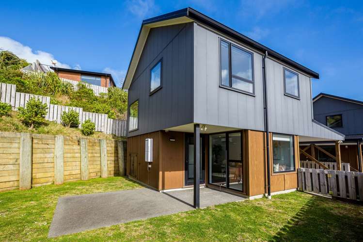 32 Astelia Way Woodridge_13