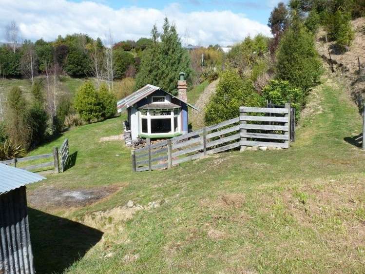 89 Totara View Road Wakefield_23