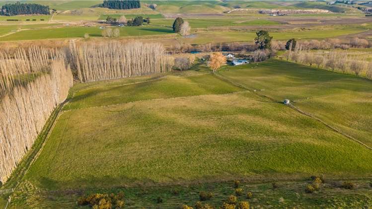 176 Campbells Road Waimate_34