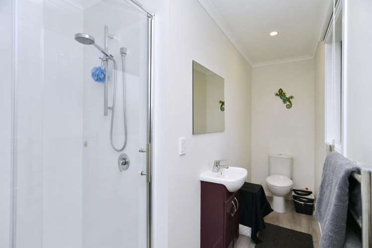 443 Ashley Road Cust_13