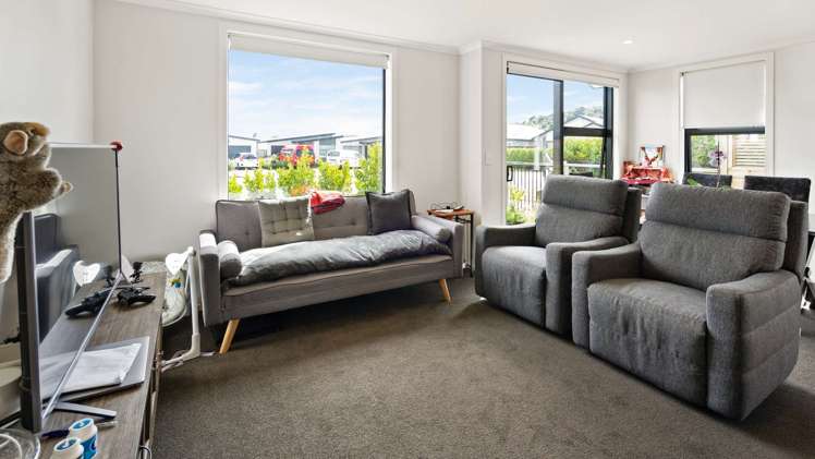 10 Foley Grove Pyes Pa_3