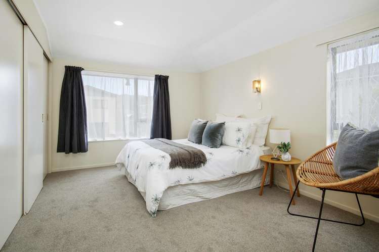 10 Earlston Grove Avalon_12