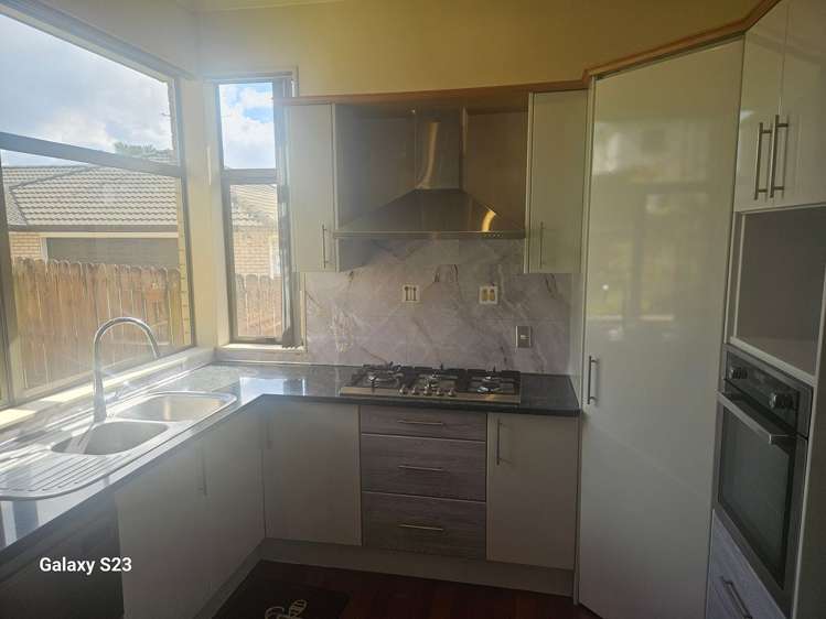 11 Ballydonegan Rise East Tamaki_10