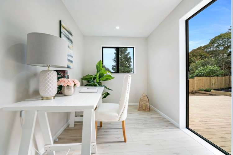 8a Takapu Street Henderson_12