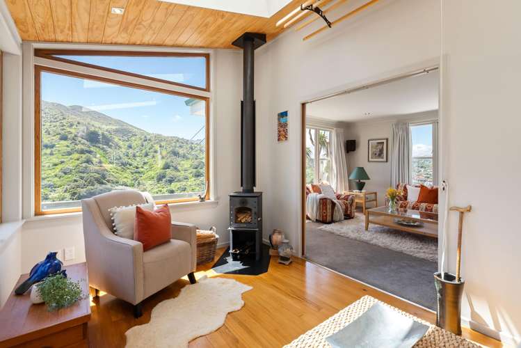 7 Doris Gordon Crescent Crofton Downs_1