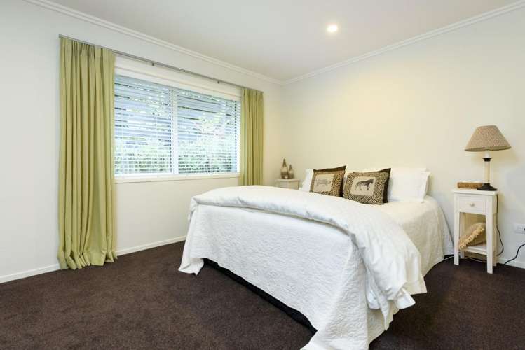 6 Caldera Close Pyes Pa_1