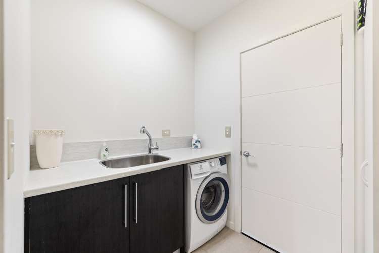 33 Applefield Court Northwood_24