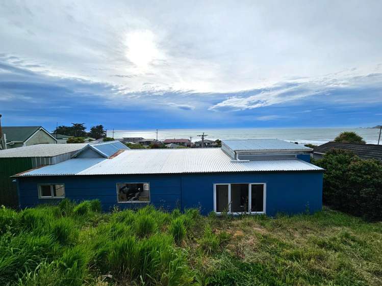 38 Esplanade Kaka Point_21