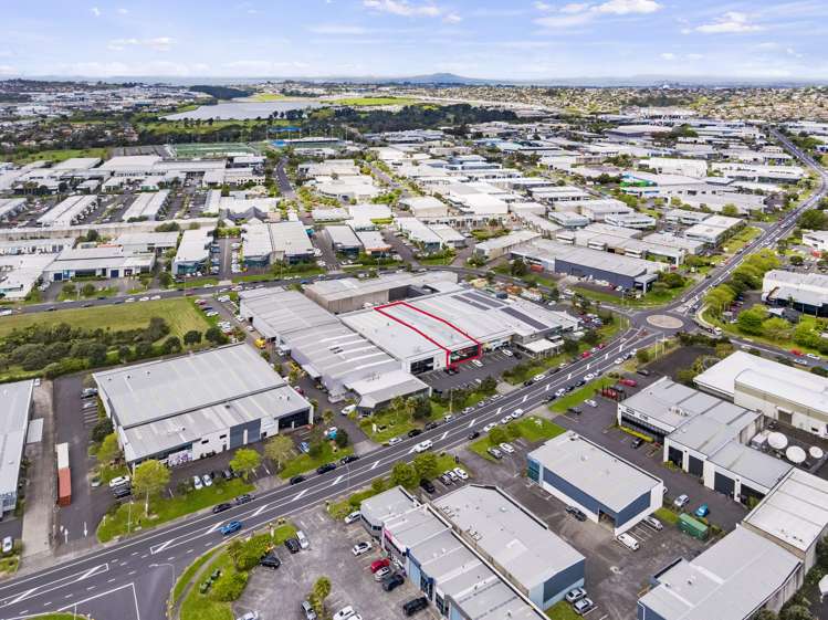 3/35 William Pickering Drive Albany North Shore City Commercial Property For Sale One Roof