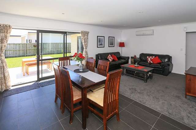 7 Derwent Place Flagstaff_2