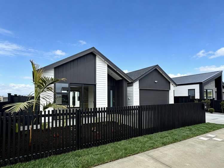 105 Parish Drive Milldale_17