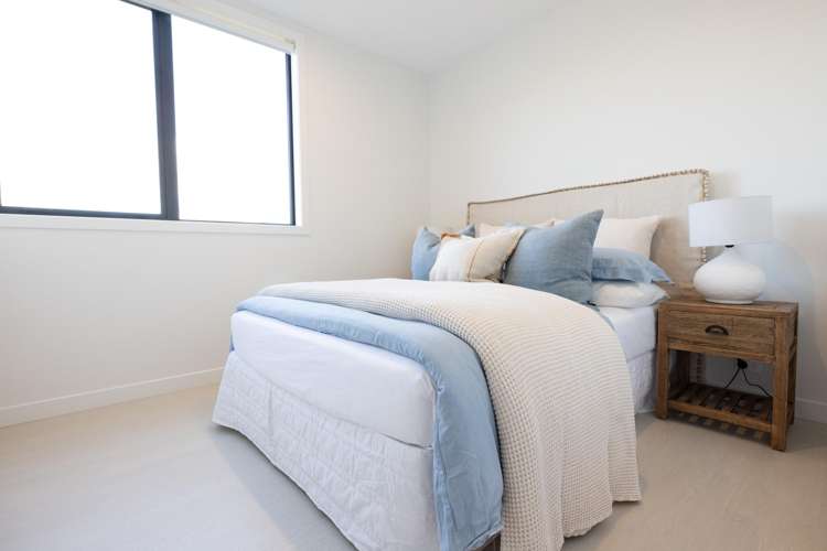 91 Waituarua Drive "Waiata Shores" Takanini_12