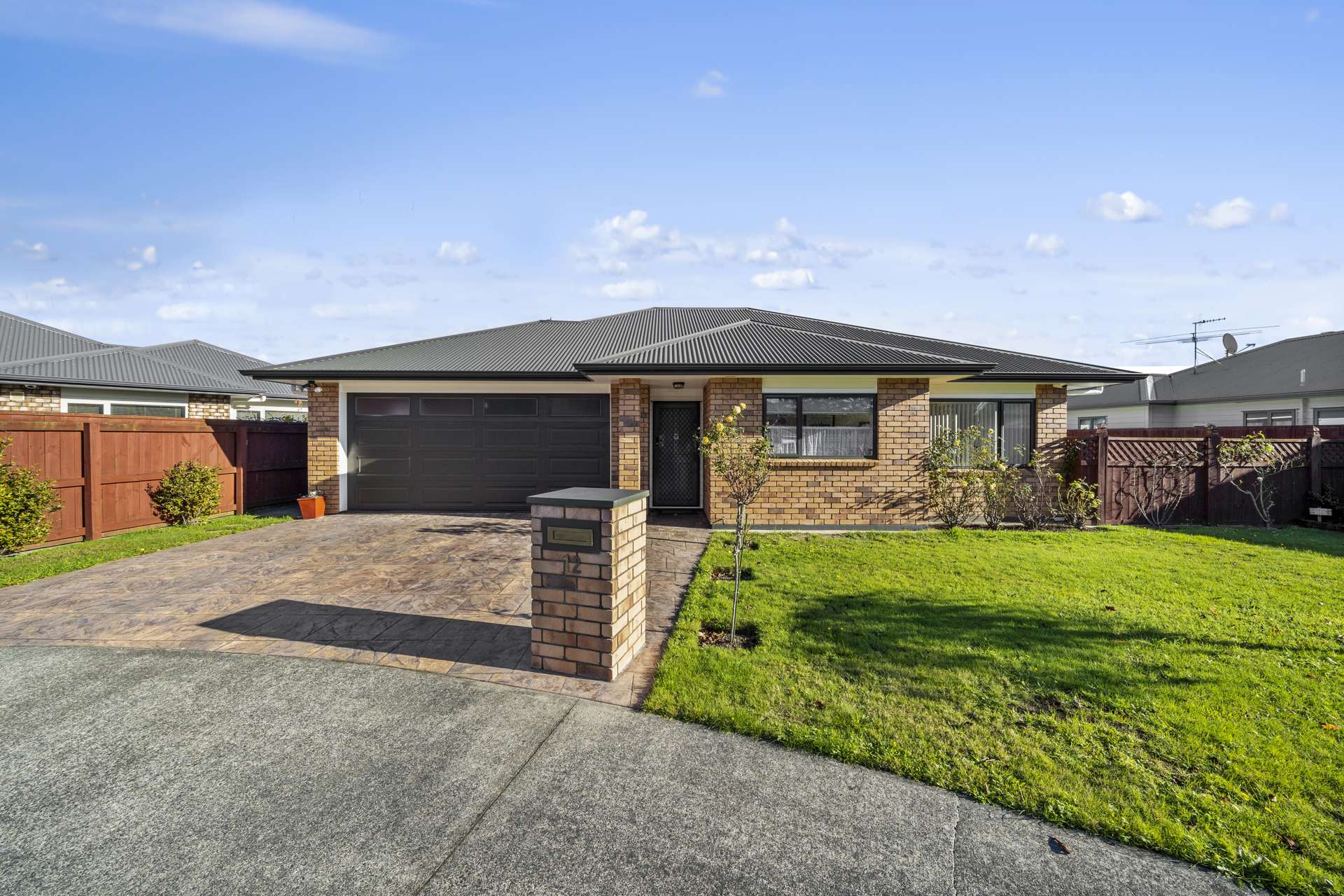12 Woodland Grove Wainuiomata_0