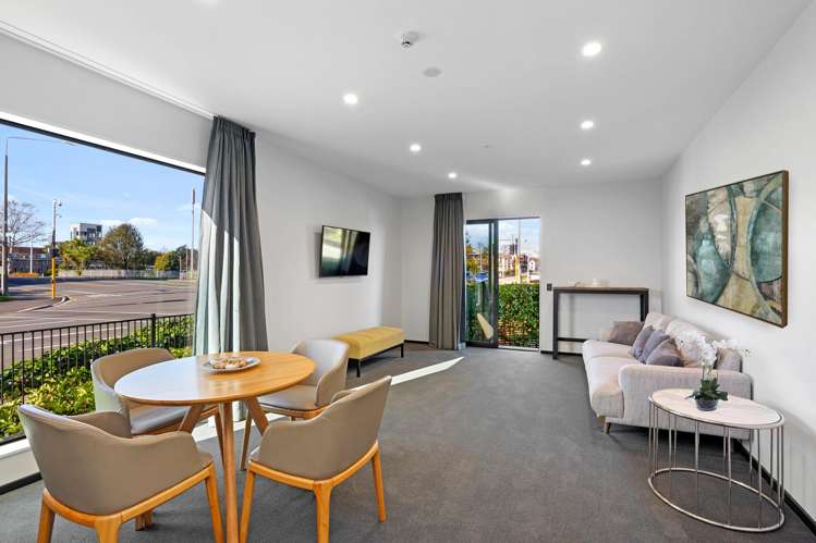 1D/207 Kilmore Street_3