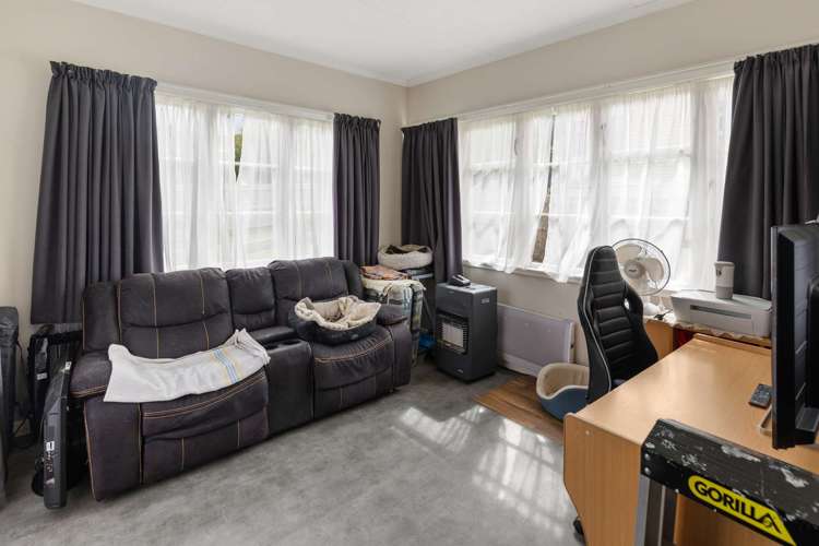 12 Thrush Street Taihape and Surrounds_16