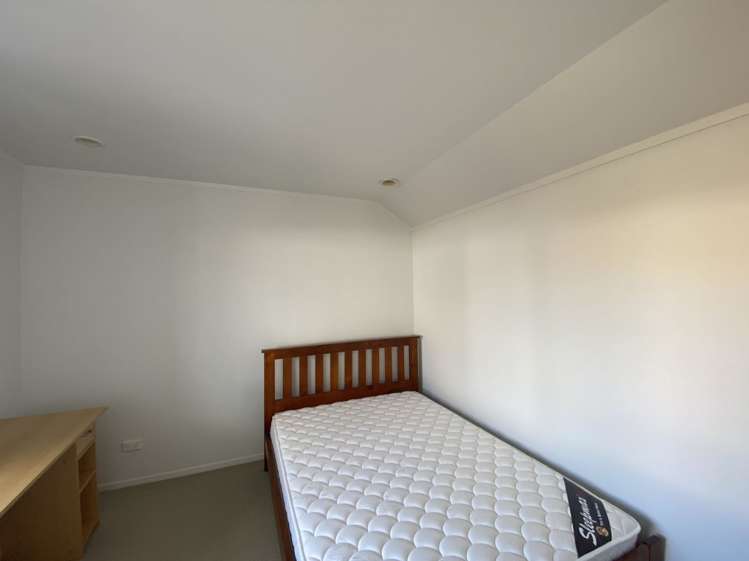 8E Rangiatea Rd 1662_7