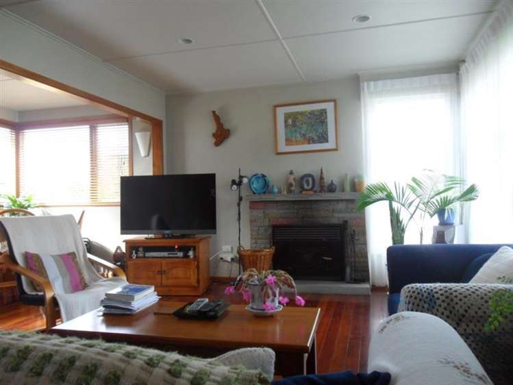 4 Beverly Place New Lynn_5