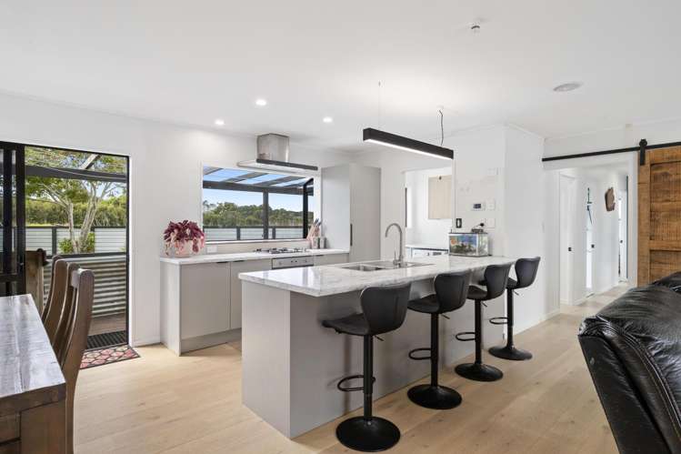 24 Cemetery Road Waiuku_1