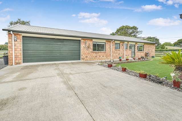 11a Higginson Road Ngahinapouri_1