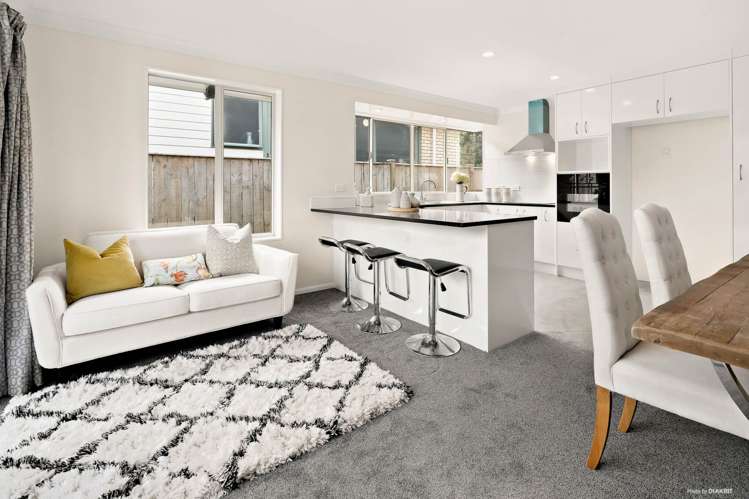 1/57 Whitford Road Botany Downs_15