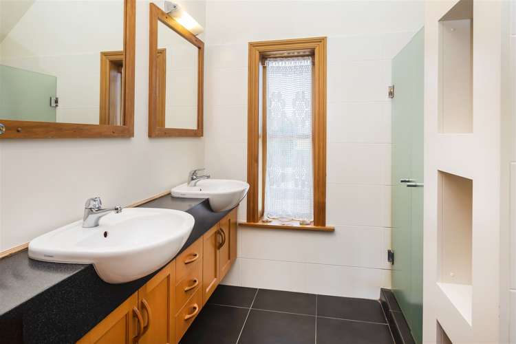 407 Halkett Road West Melton_33