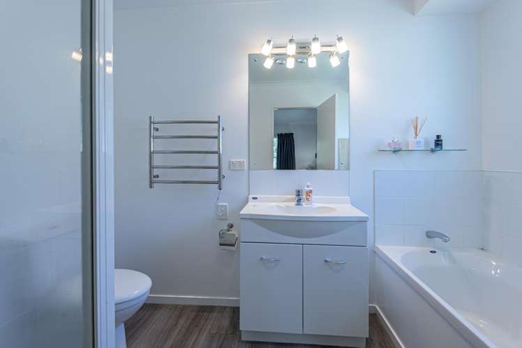 6 Ishtar Place One Tree Point_7