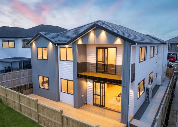 56 Koromeke Street Flat Bush_2