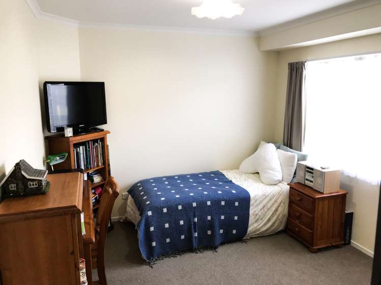 122unit Kenny Street Waihi_13