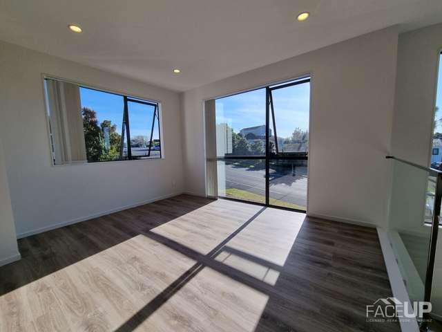 17a Marina View Drive West Harbour_4