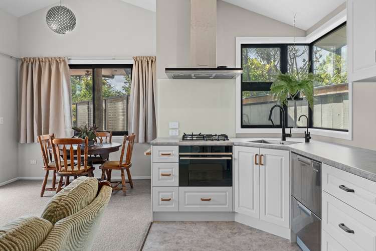 23a Donnelly Street Oakura_10