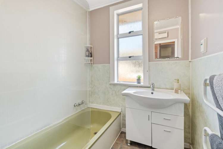 17 High Street Mosgiel_13