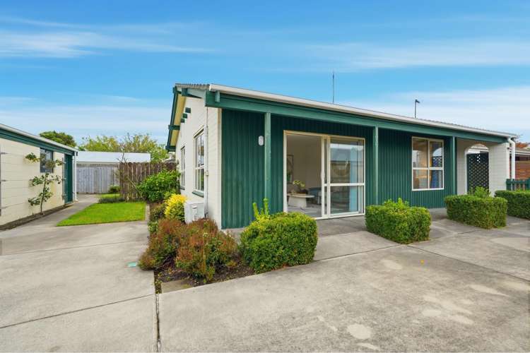 2/111 Kaiwara Street_1